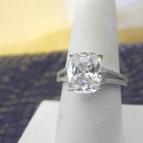 Radiance by Absolute Cushion cut Solitaire Simulated Diamond Ring Size 9 - Picture 5 of 5